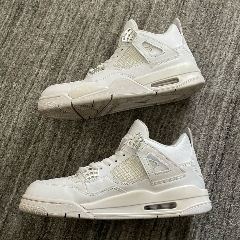 AIR JORDAN 4 RETRO ‘PURE MONEY’ SIZE 9.5